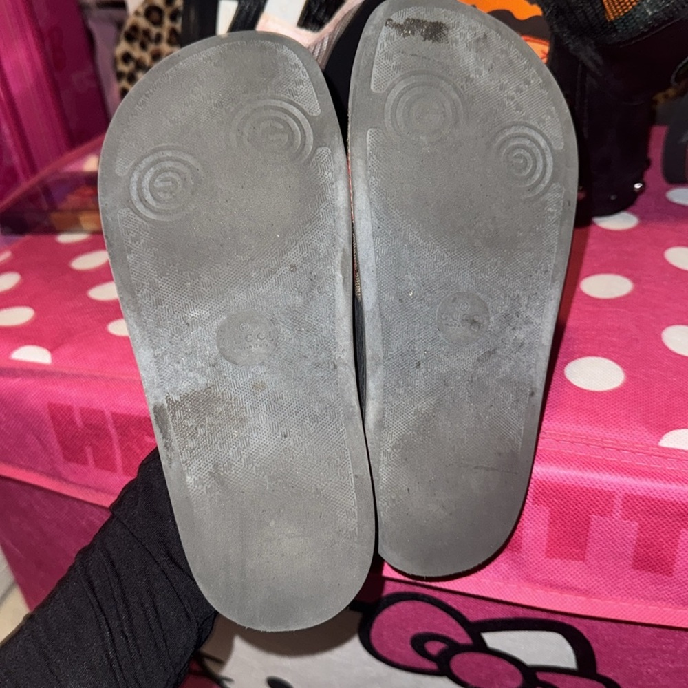 Gucci Black and Multicolor Strawberry Slides - Picture 6 of 8